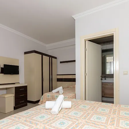 Amfora Ортакент