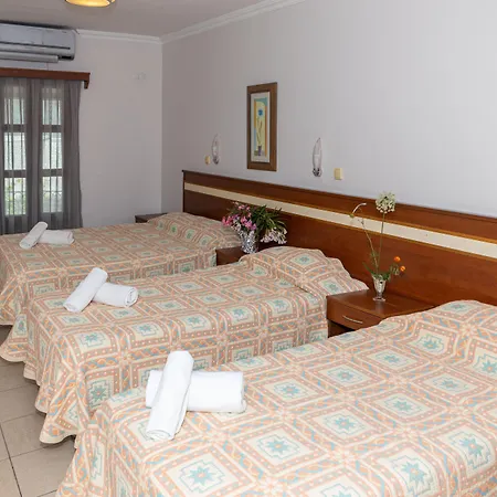 Amfora Hotel 5*