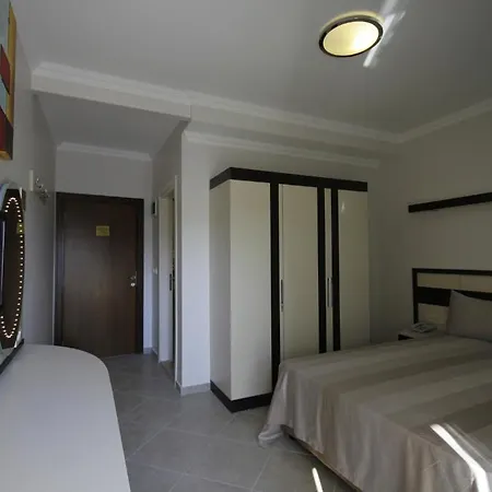 Amfora Hotel 5*