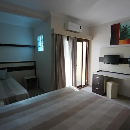 Amfora 5* Ortakent
